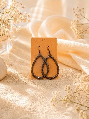 Sparkling Black Teardrop Earrings Fashion Jewelry NWOT